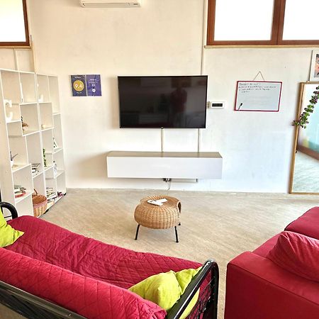 B&B The Loft 焦约萨伊奥尼卡 外观 照片